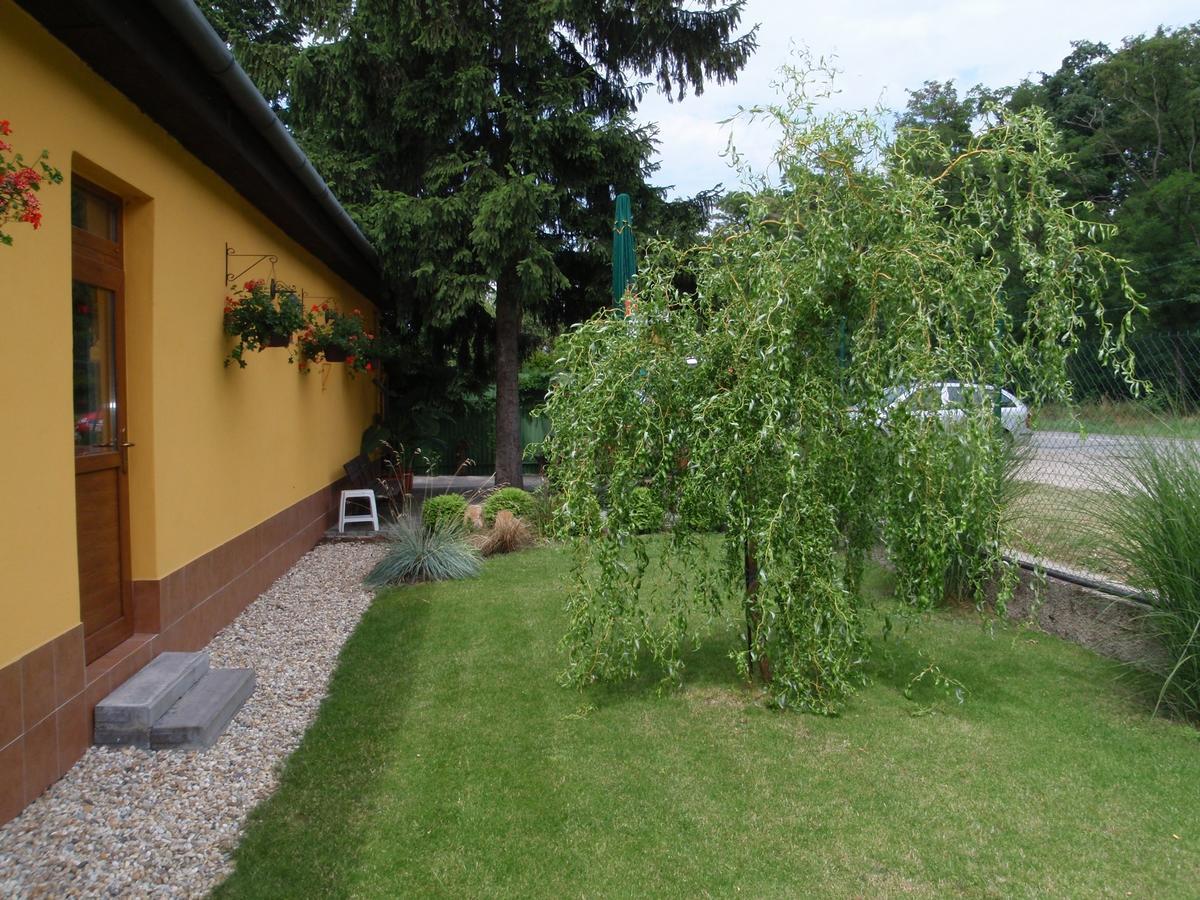Penzion Jaro Hodonin Luaran gambar