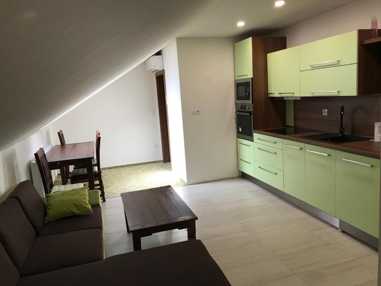Penzion Jaro Hodonin Luaran gambar